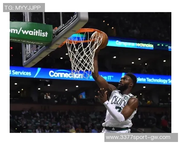 杰伦布朗生涯最佳赛季连续8场30分表现距离队史纪录仅差一场 杰伦布朗生涯最佳赛季连续8场30分表现距离队史纪录仅差一场