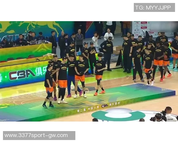上海男篮再创辉煌成功夺得俱乐部杯冠军两连冠荣耀时刻由CBA官方祝贺